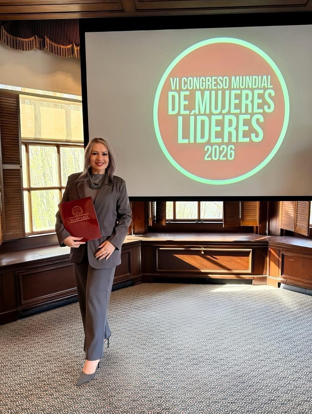 Angèlica Curz Emprender: Building Leadership, Confidence and Financial Independence From Home